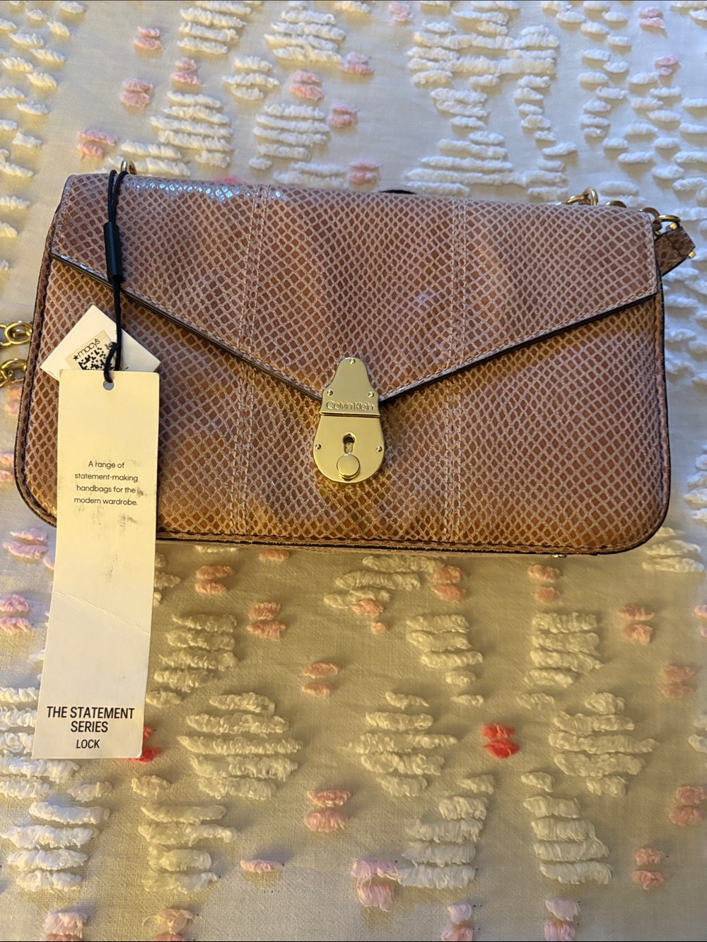 Statement Series Lock Envelope Crossbody Bag - Pink Tan